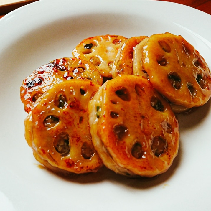 餃子のたねで蓮根の甘辛はさみ焼き